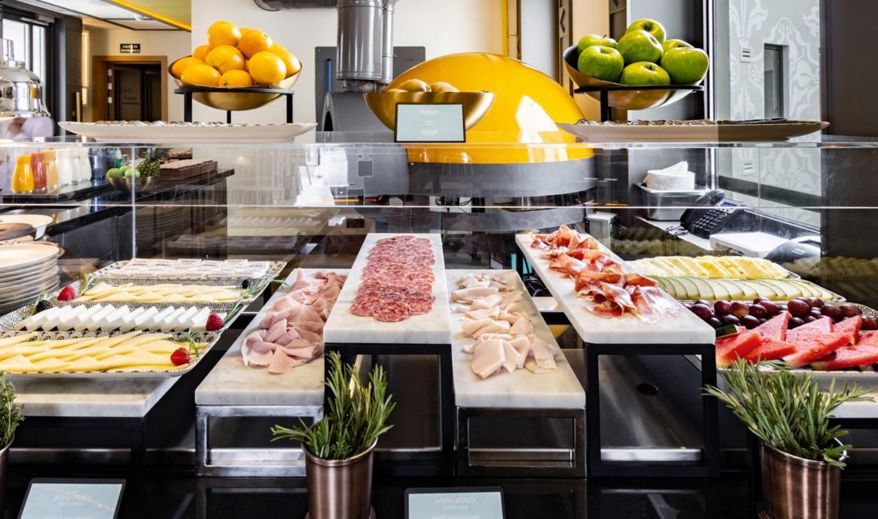 Pestana Cr7 Gran Via Madrid Hotel Ngoại thất bức ảnh