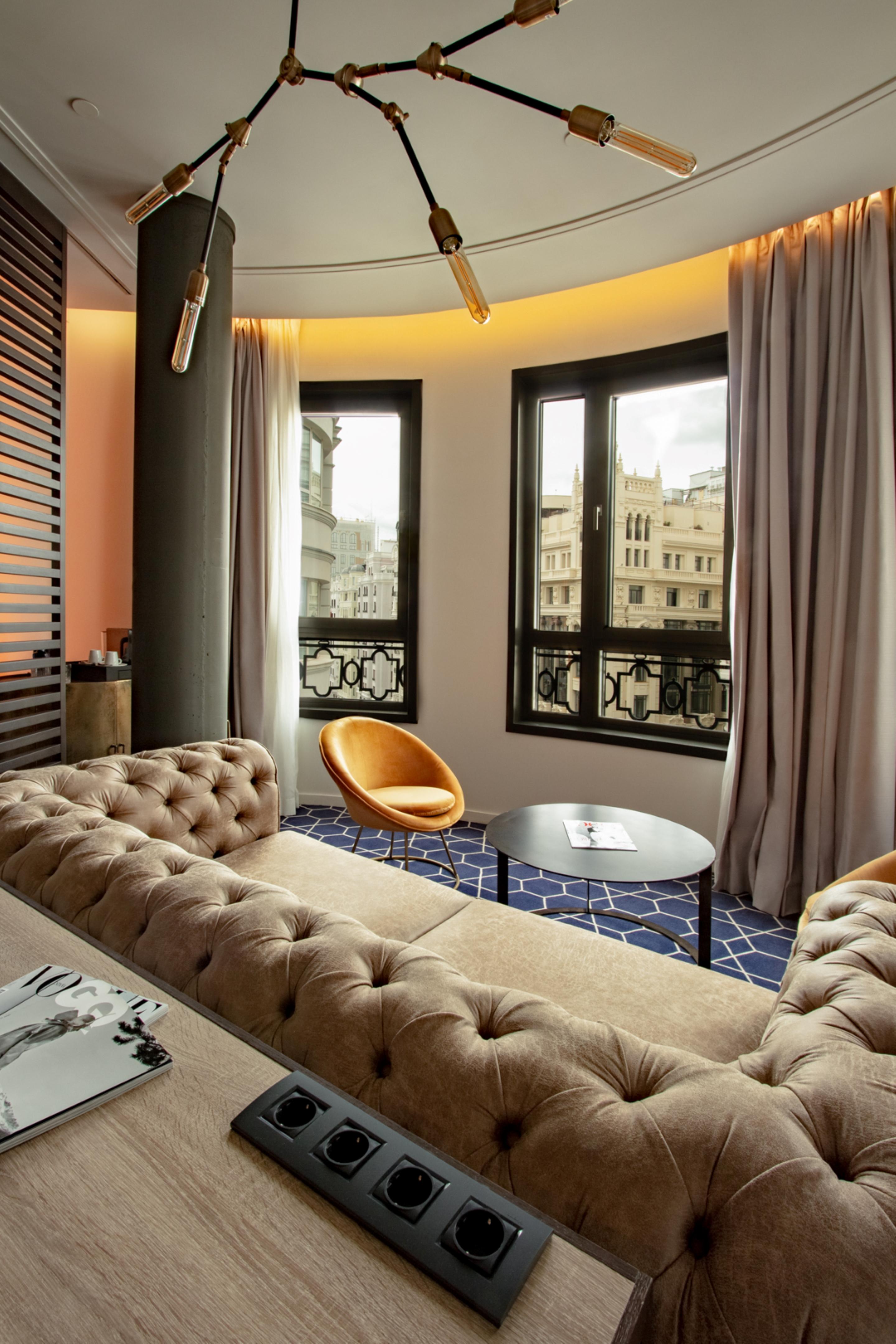 Pestana Cr7 Gran Via Madrid Hotel Ngoại thất bức ảnh