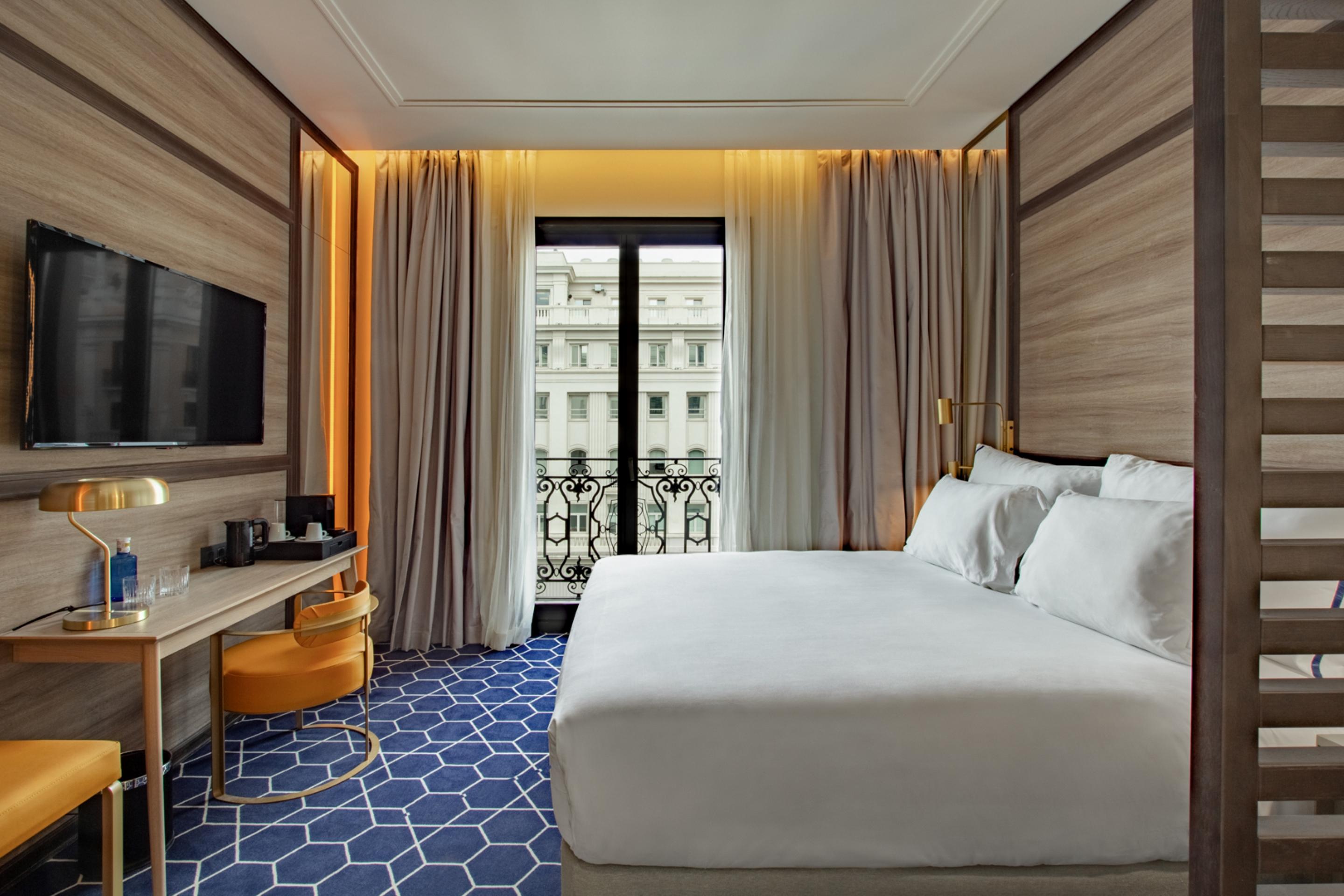 Pestana Cr7 Gran Via Madrid Hotel Ngoại thất bức ảnh