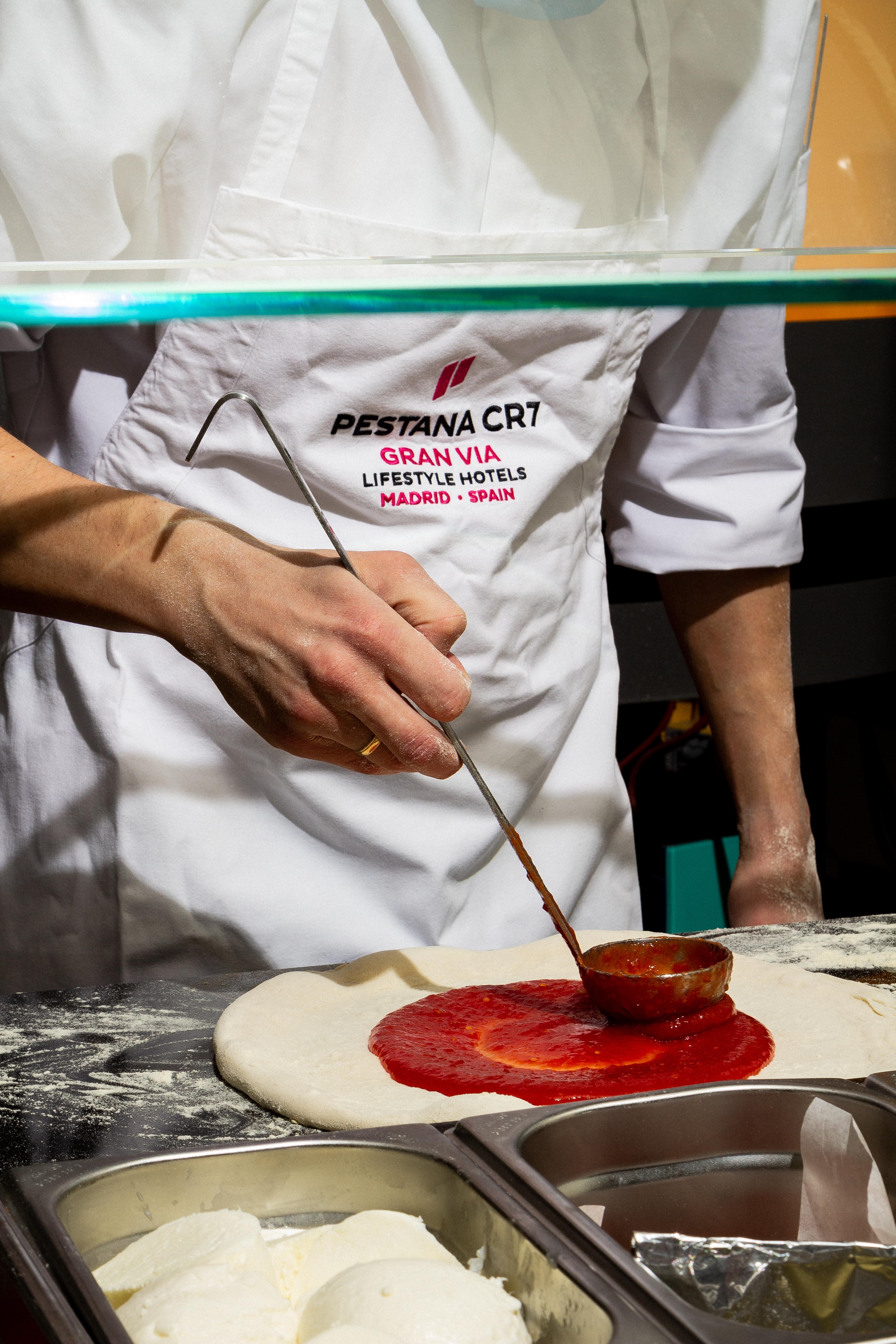 Pestana Cr7 Gran Via Madrid Hotel Ngoại thất bức ảnh